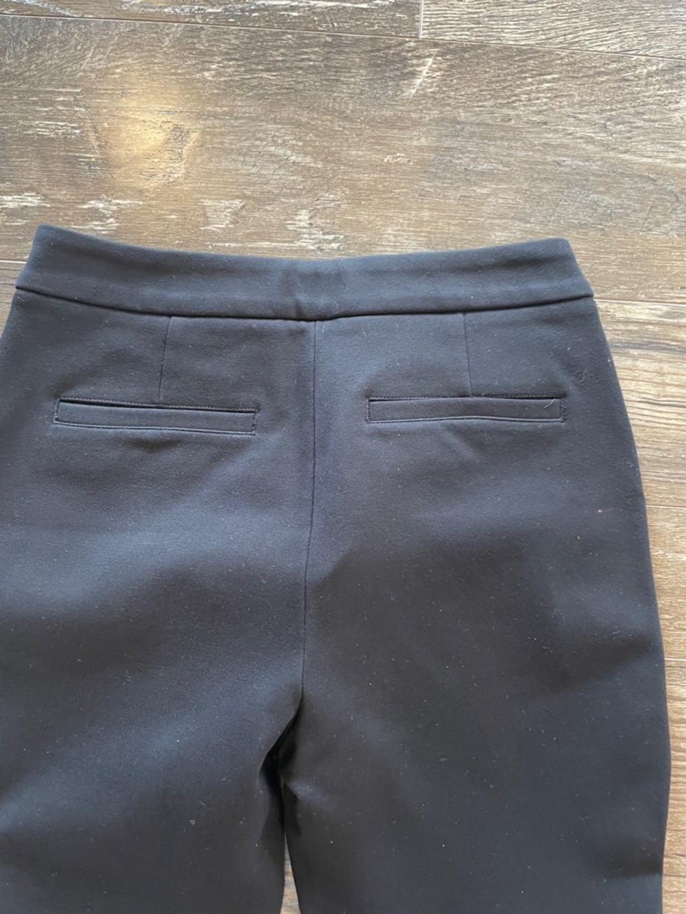 Boden Black Ankle-Length Tapered Pants Size 4 - Picture 8 of 8